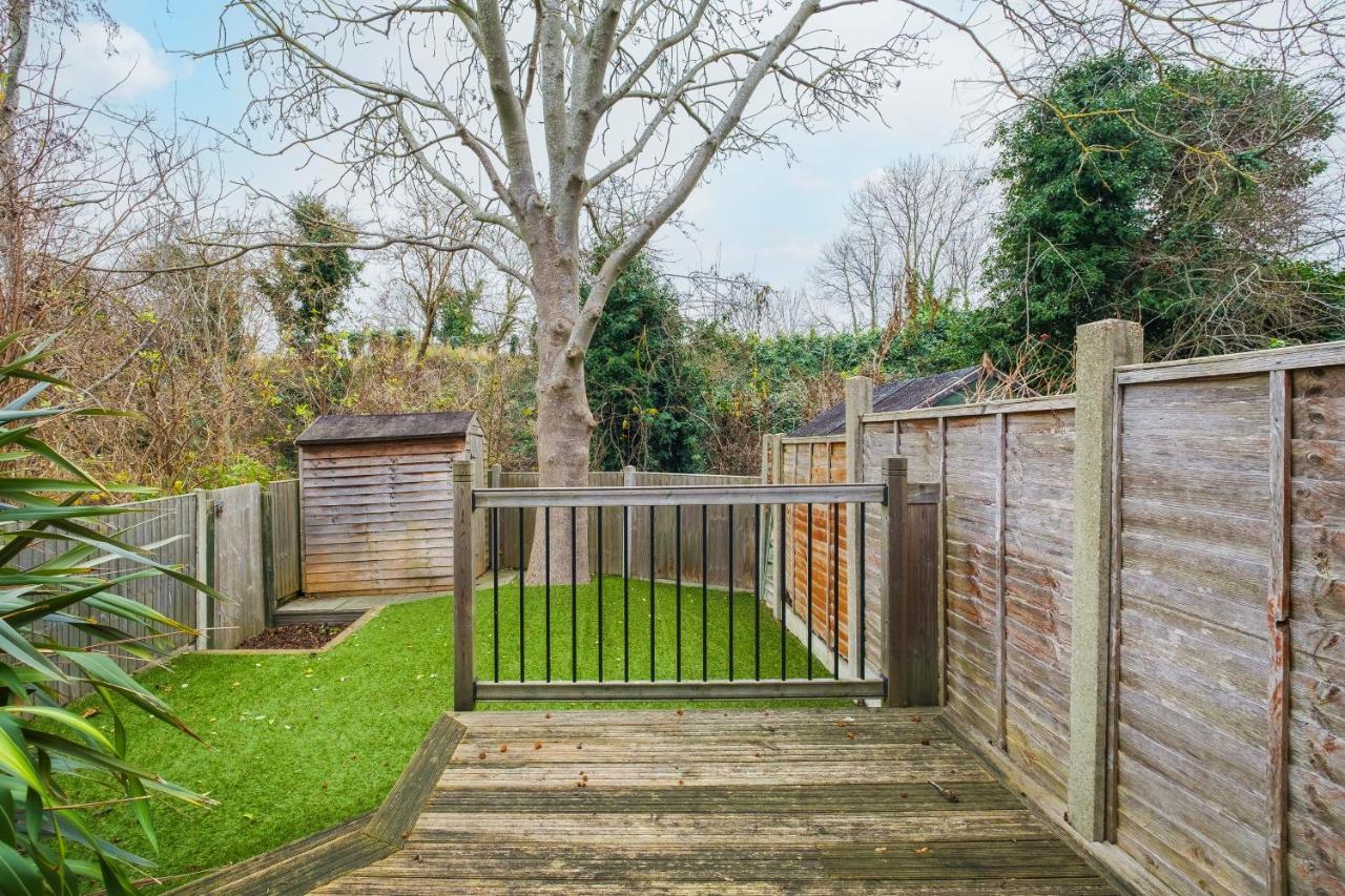 Beautiful 3 Bed House With Amazing Views In Dartford, Kent Exterior foto